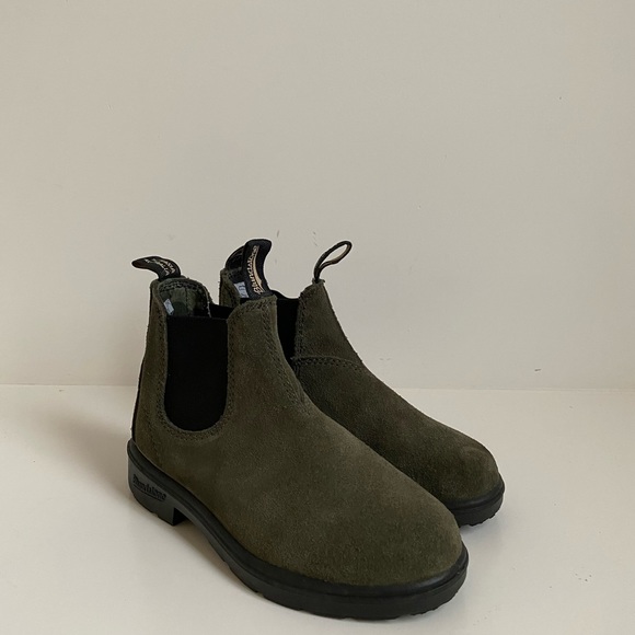 blundstone green